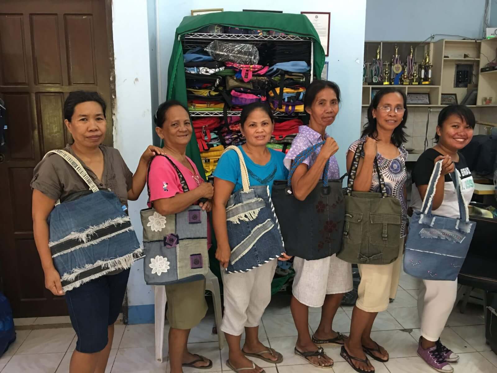 Australian Embassy supports the Alalay Bags Project of SOS Children’s Village in Bataan SOS