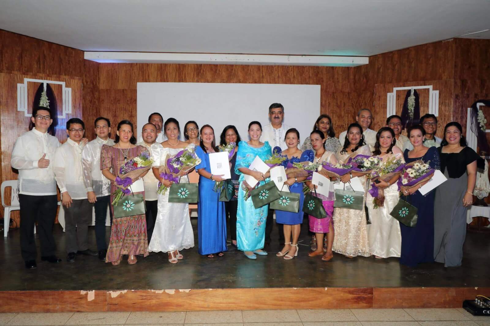 SOS Philippines awarded 9 SOS mothers in the Honour Ring Ceremony SOS